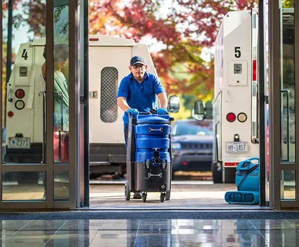 Environmental Diversified Services (EDS) delivers top-rated disaster response to mitigate downtime and potential losses of commercial facilities. Highly experienced technicians skilled in the latest sophisticated recovery and restoration techniques respond promptly and capably to address your needs.